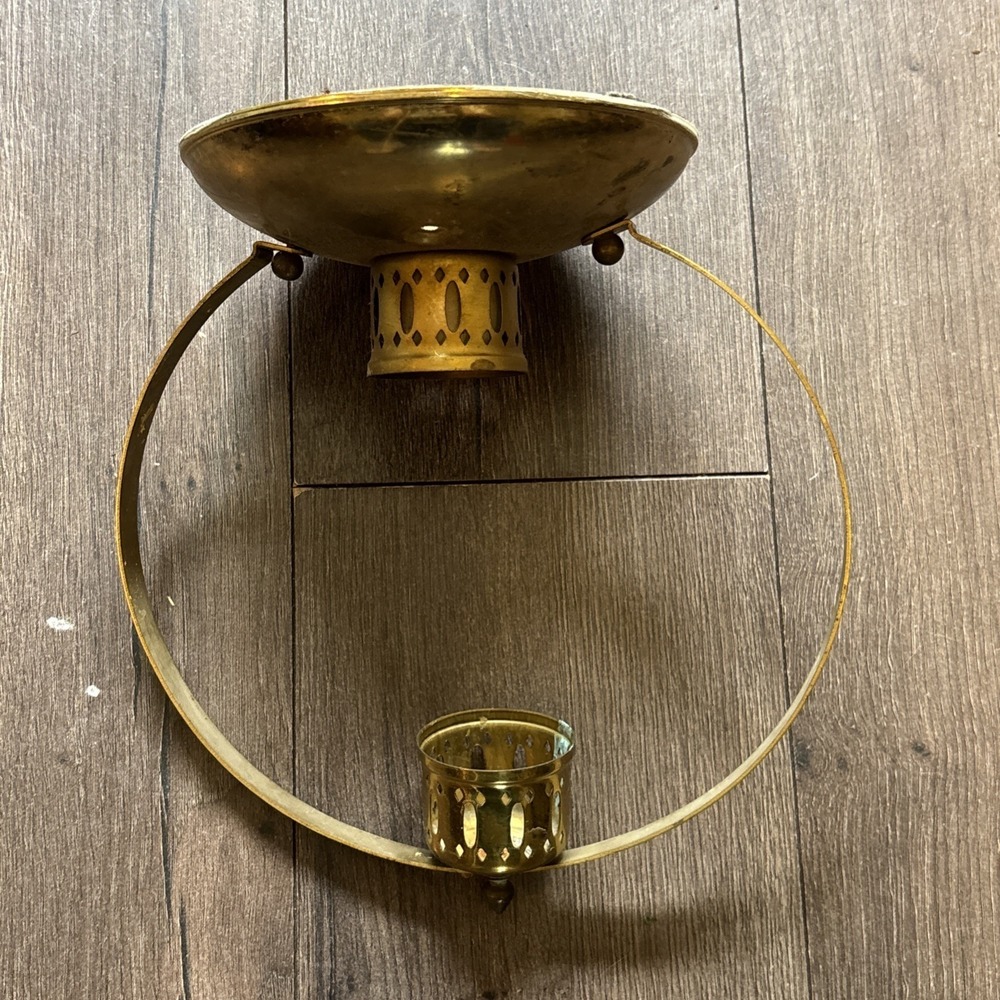 Vintage Brass Tone Moe Light Ceiling Fixture Union Made USA Flush Mount 9.5 in - Picture 1 of 9
